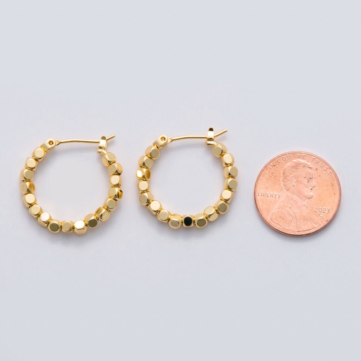 24K Gold Filled 22.5mm Cube Bead Latch Hoop Earrings | Q011