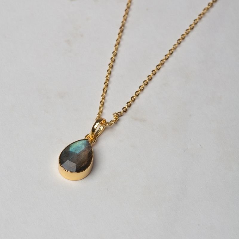 Cimcio  Labradorite Pendant