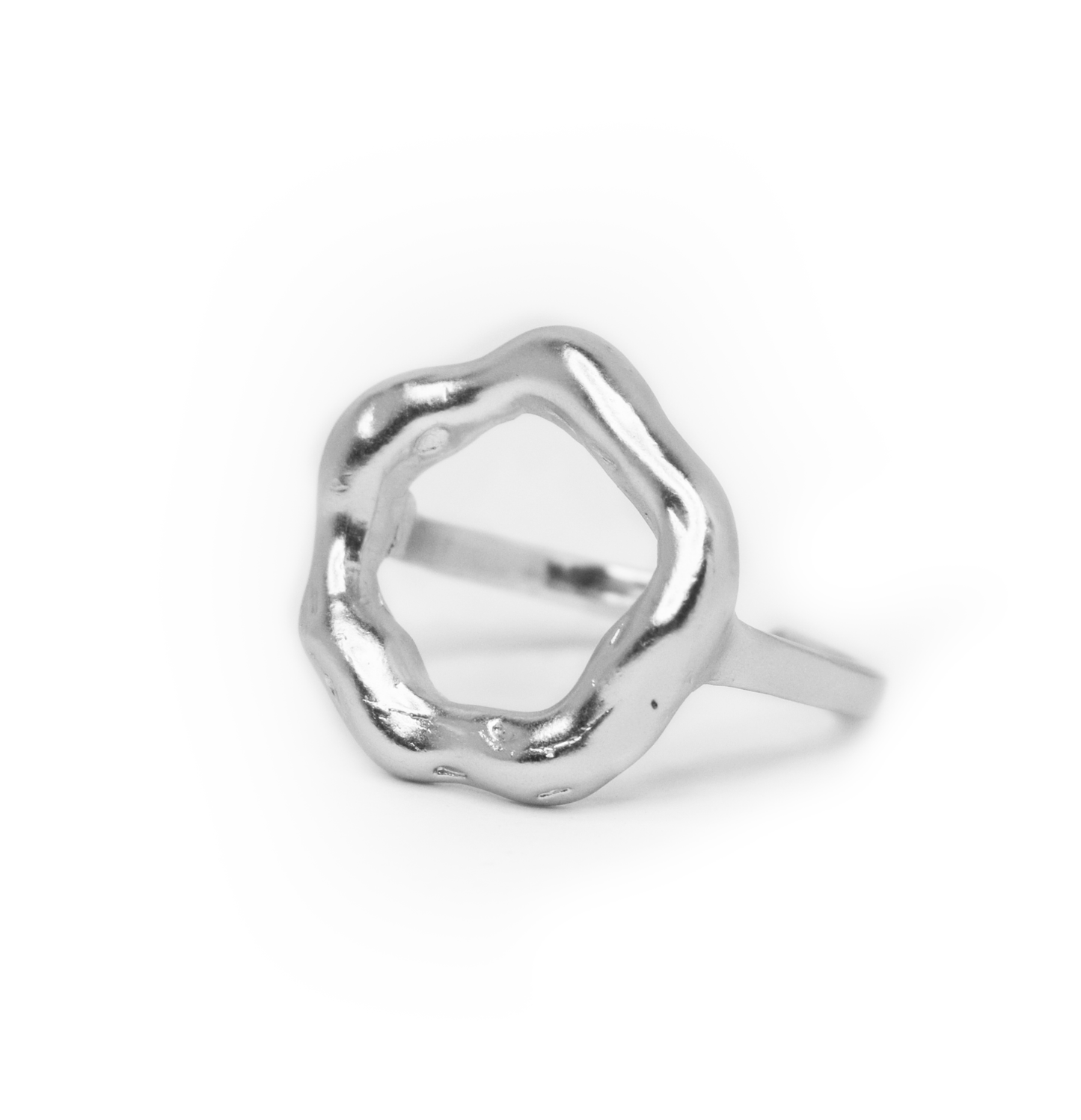 Chic Organic Circle Ring